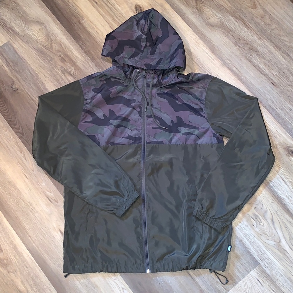 New Camo windbreaker